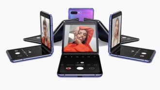 Samsung-Galaxy-Z-Flip-Phone