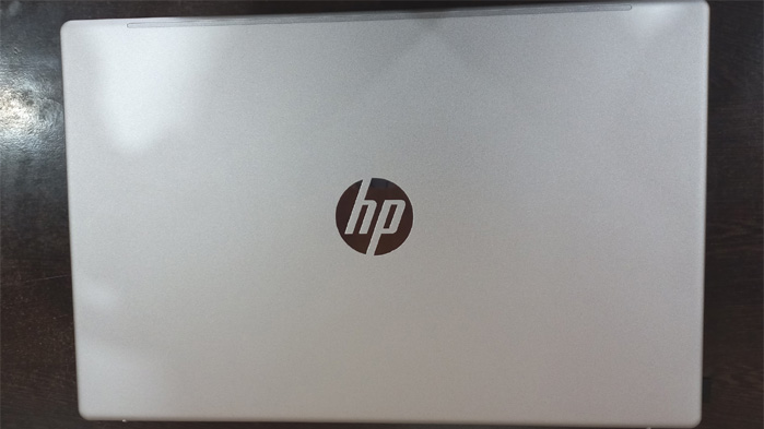 HP FD1099TU laptop from upper logo side